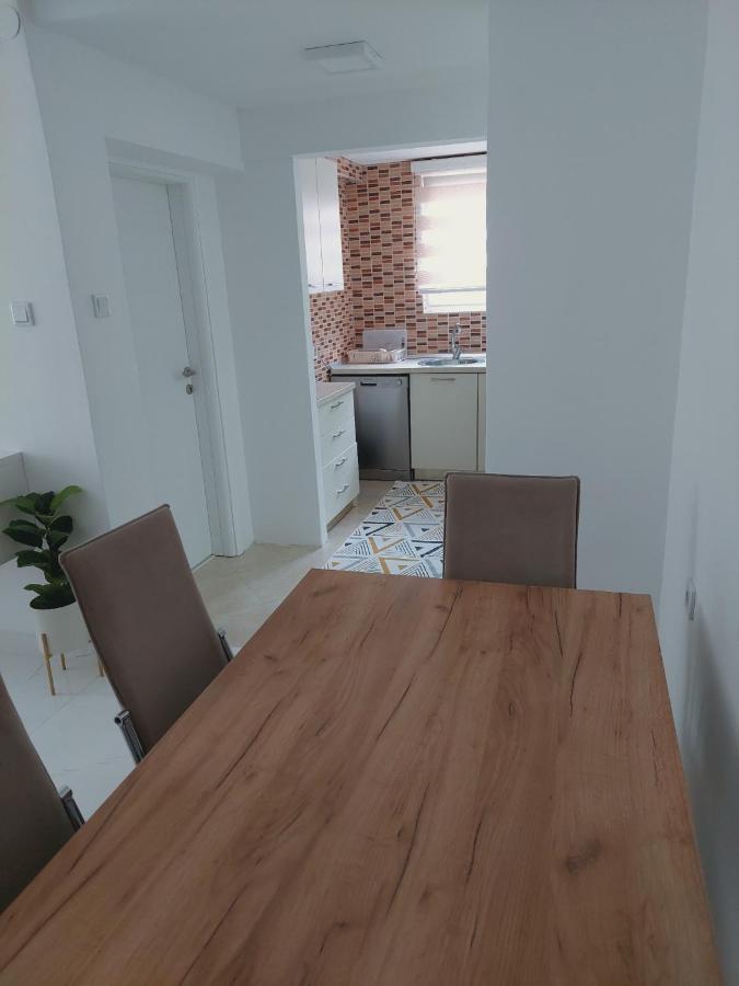 Apartments Natural And Bungalows 2 ซาราเยโว ภายนอก รูปภาพ
