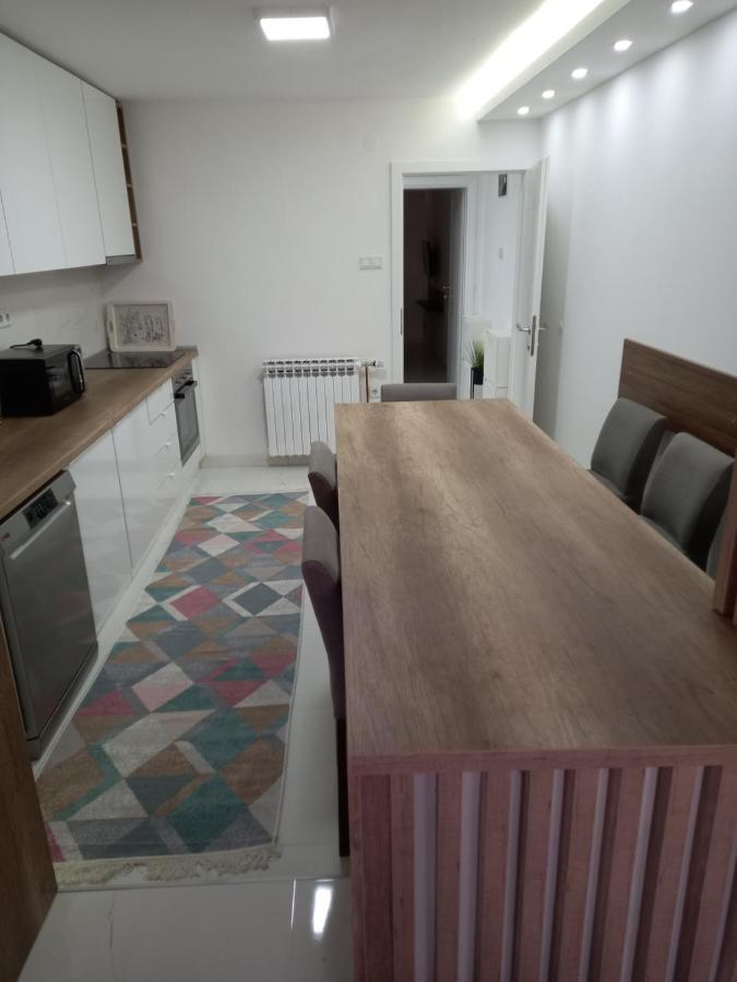 Apartments Natural And Bungalows 2 ซาราเยโว ภายนอก รูปภาพ