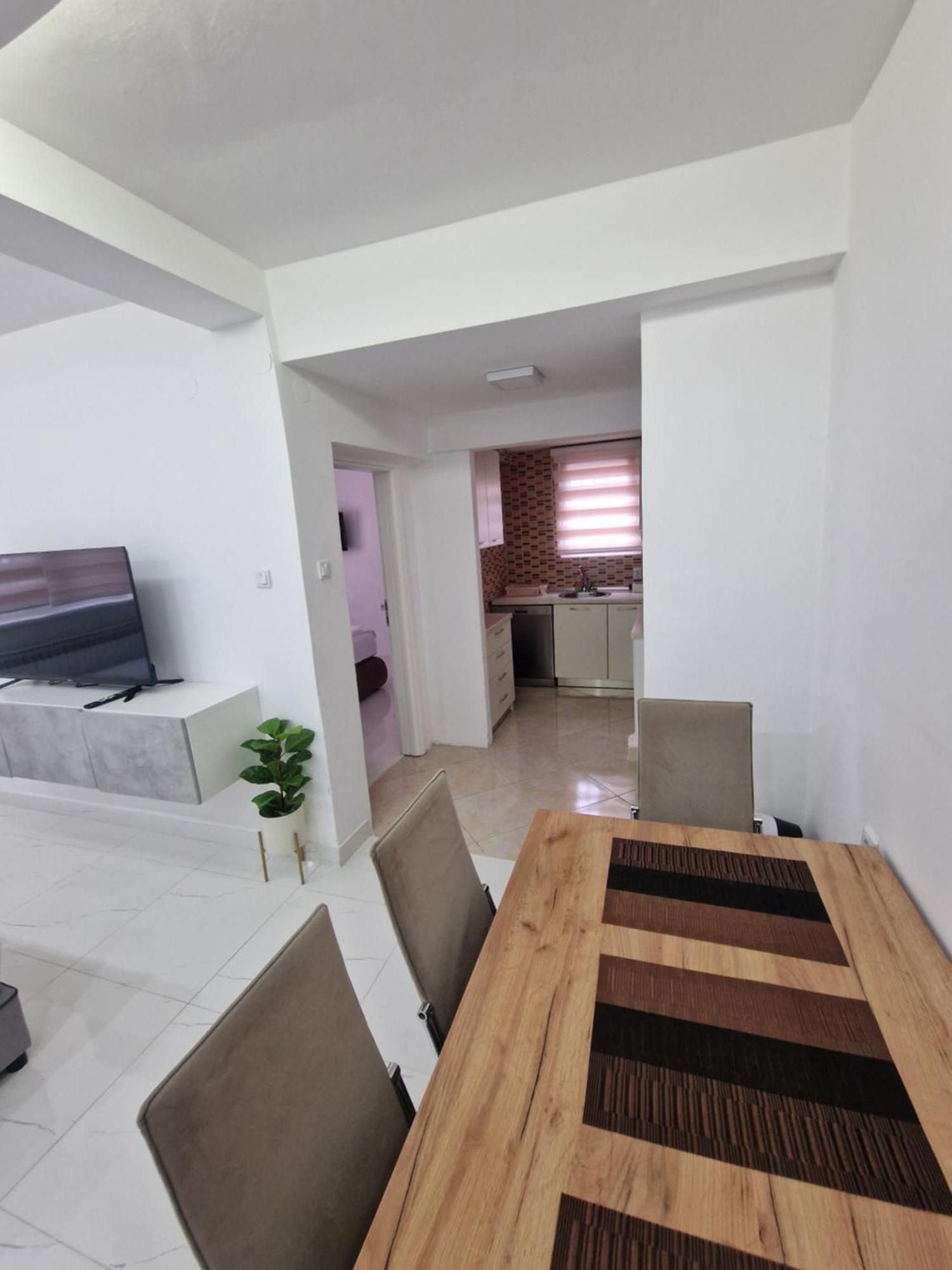 Apartments Natural And Bungalows 2 ซาราเยโว ภายนอก รูปภาพ