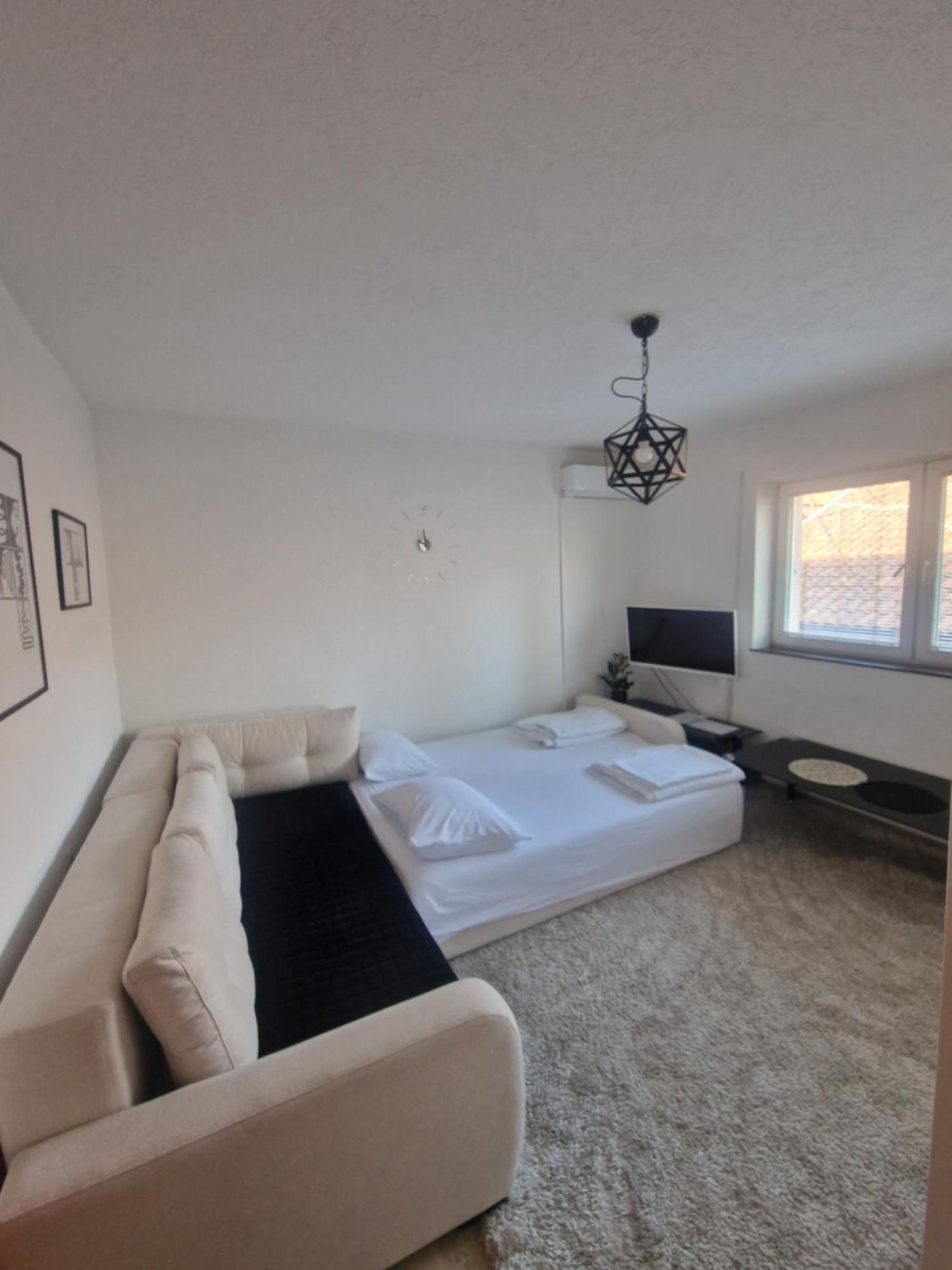 Apartments Natural And Bungalows 2 ซาราเยโว ห้อง รูปภาพ
