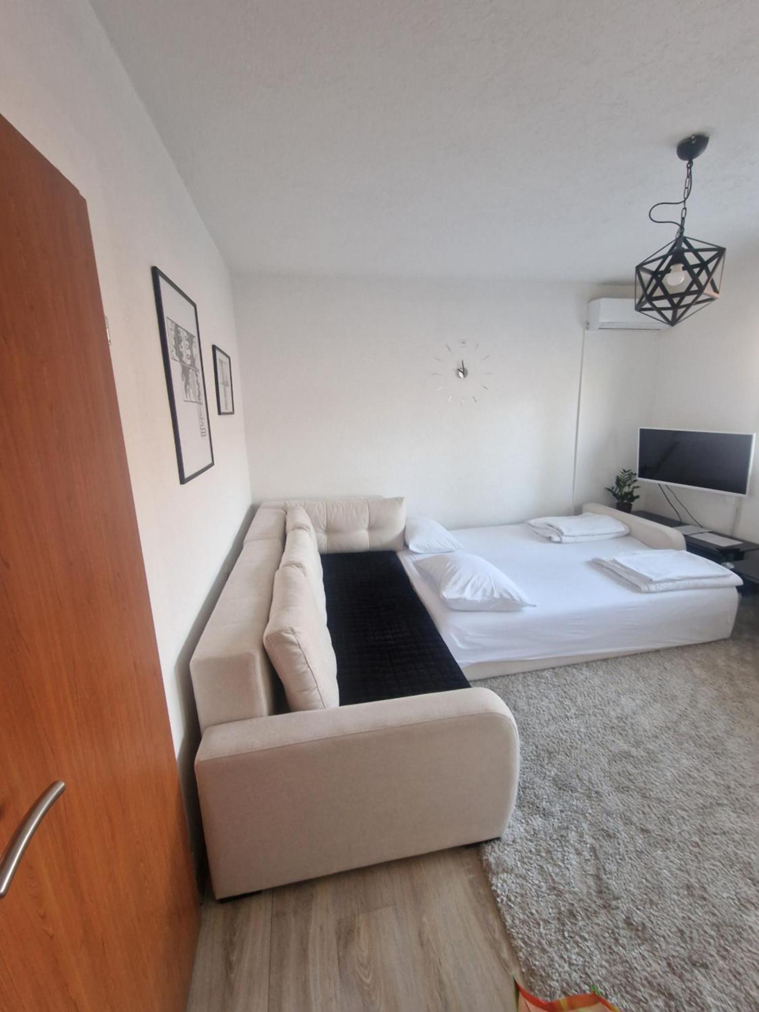 Apartments Natural And Bungalows 2 ซาราเยโว ห้อง รูปภาพ